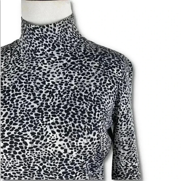 St. John top sz S black gray Leopard print long sleeve mock turtleneck stretch - Picture 2 of 10